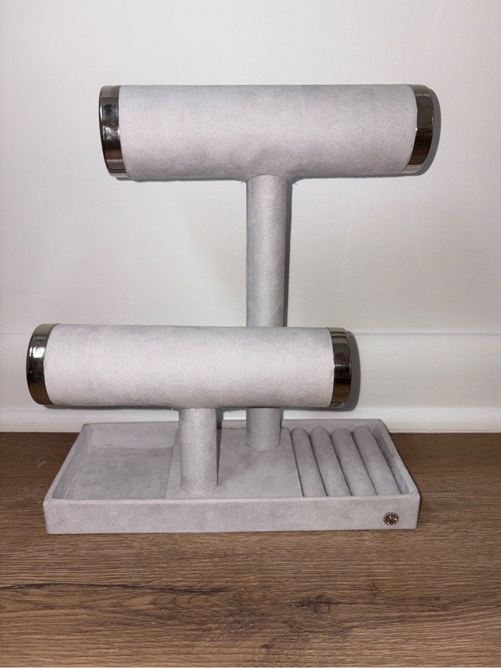 Two-Tier Velvet Jewelry T-Bar Stand in Light Gray